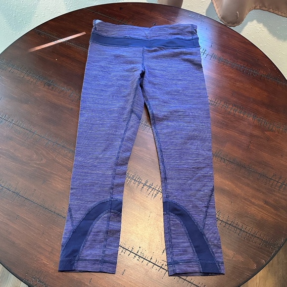 Lululemon leggings - Picture 1 of 2